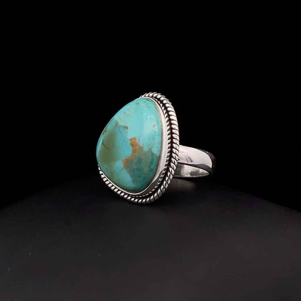 Sterling Silver Kingman Turquoise Ring Size 7