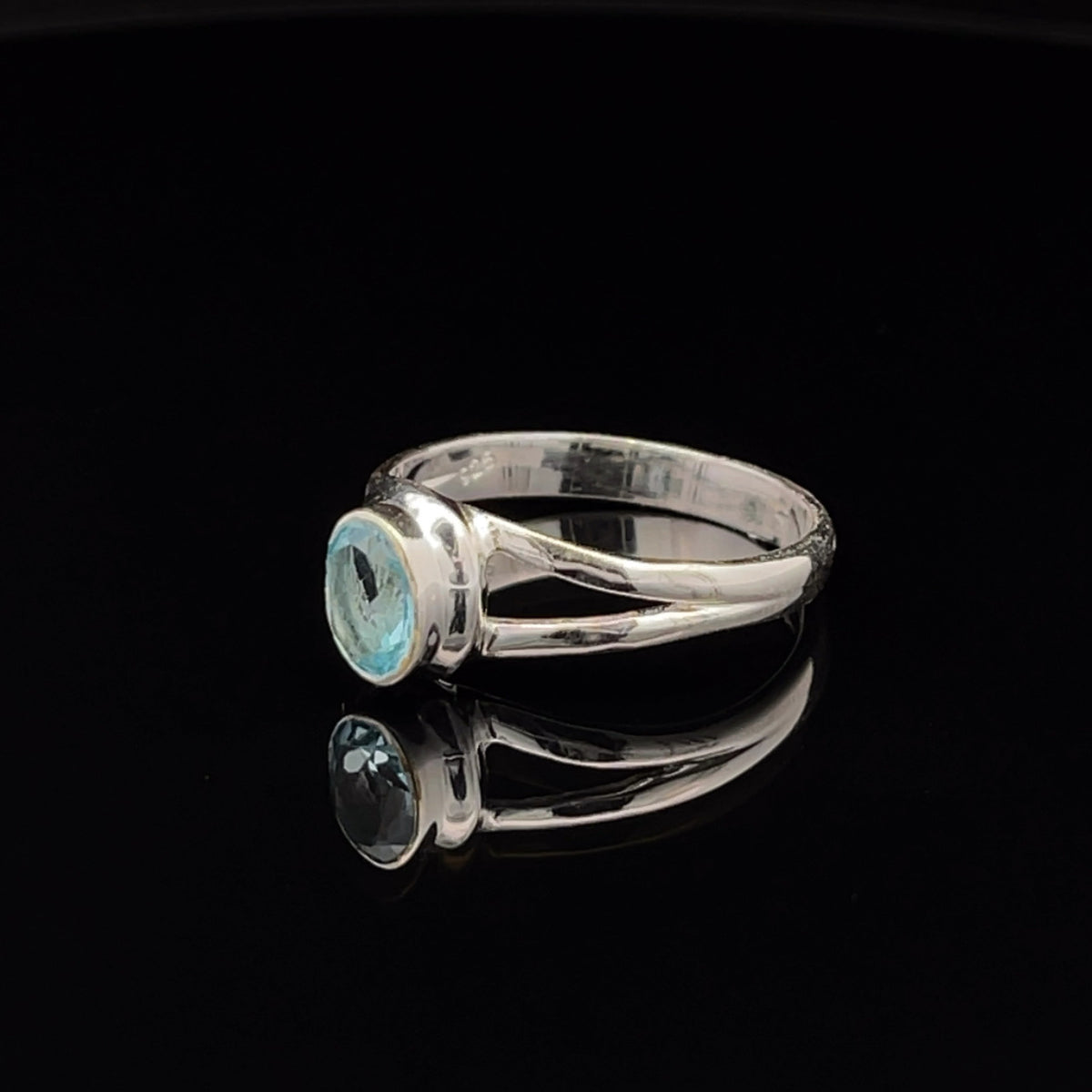 Sterling Silver Swiss Topaz Ring Size 7