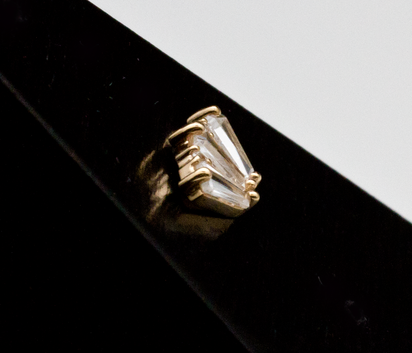 14k Yellow Gold Triple Crown CZ Threadless End