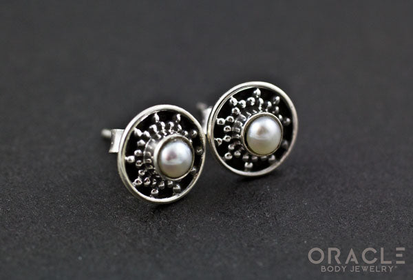 Sterling Silver Genuine Pearl Earrings.