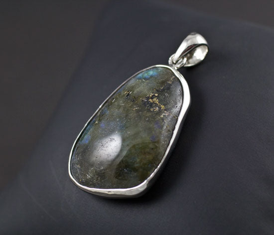 Steel Labradorite Pendant