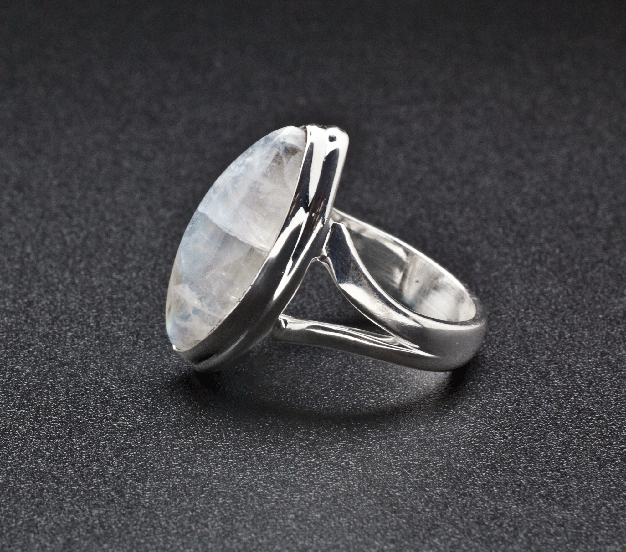 Sterling Silver Moonstone Ring Size 6
