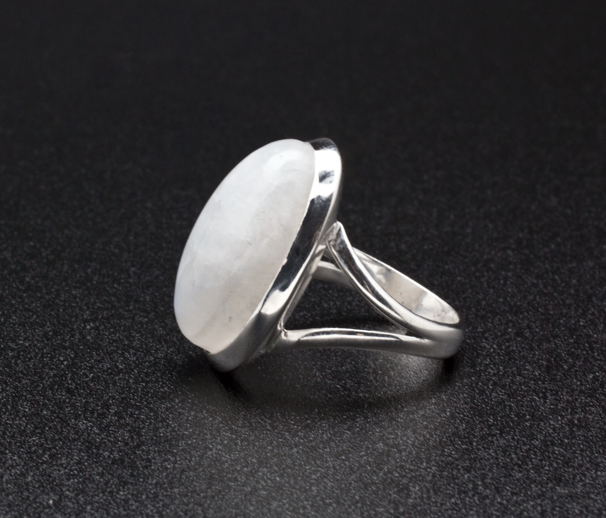 Sterling Silver Moonstone Ring Size 7