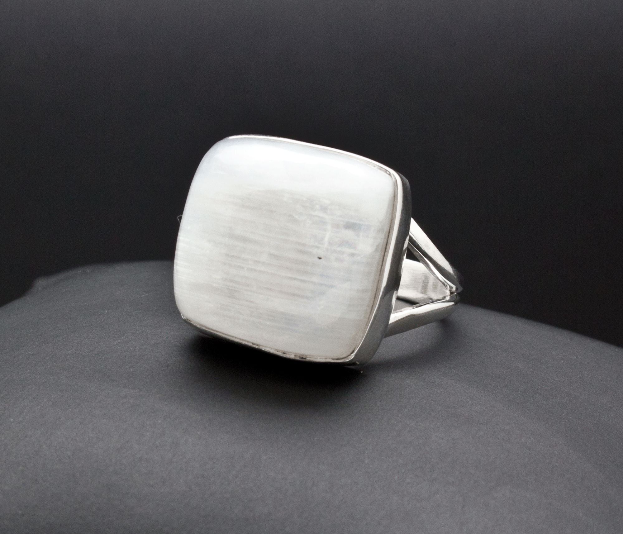 Sterling Silver Moonstone Ring Size 7