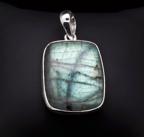 Sterling Silver Labradorite Pendant