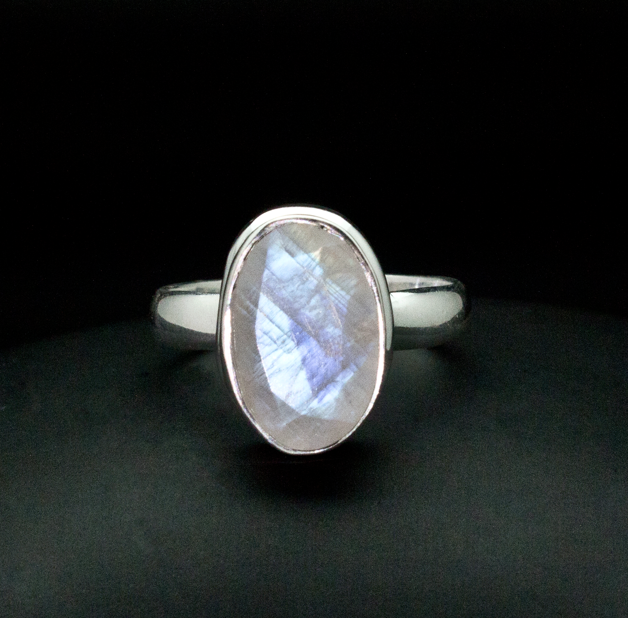 Sterling Silver Moonstone Ring Size 8