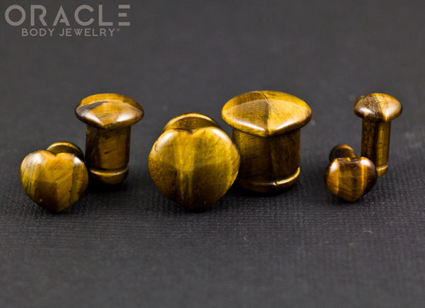 Single Flare Heart Front Yellow Tiger Eye Plugs