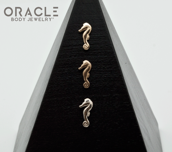 14k Gold Sea Pony Threadless End (Left Facing)