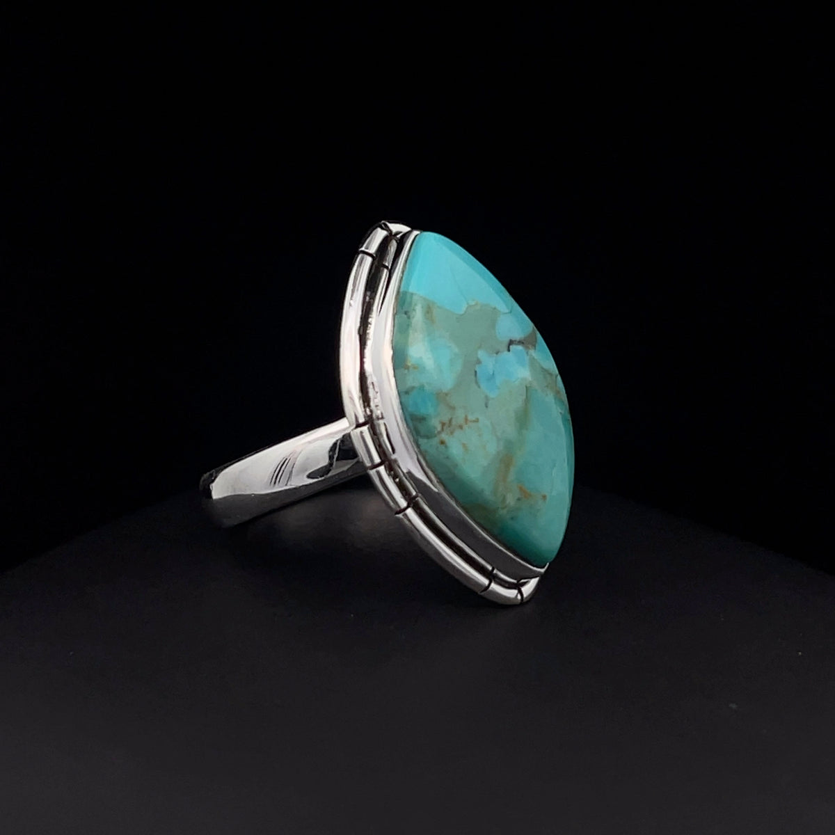 Sterling Silver Kingman Turquoise Ring Size 7