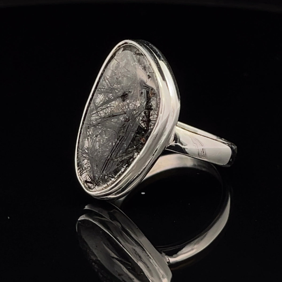 Sterling Silver Tourmalated Quartz Ring Size 8