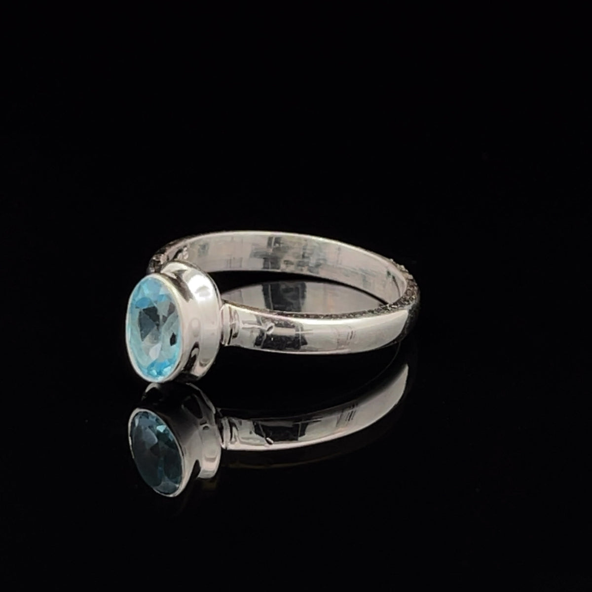 Sterling Silver Swiss Topaz Ring Size 7