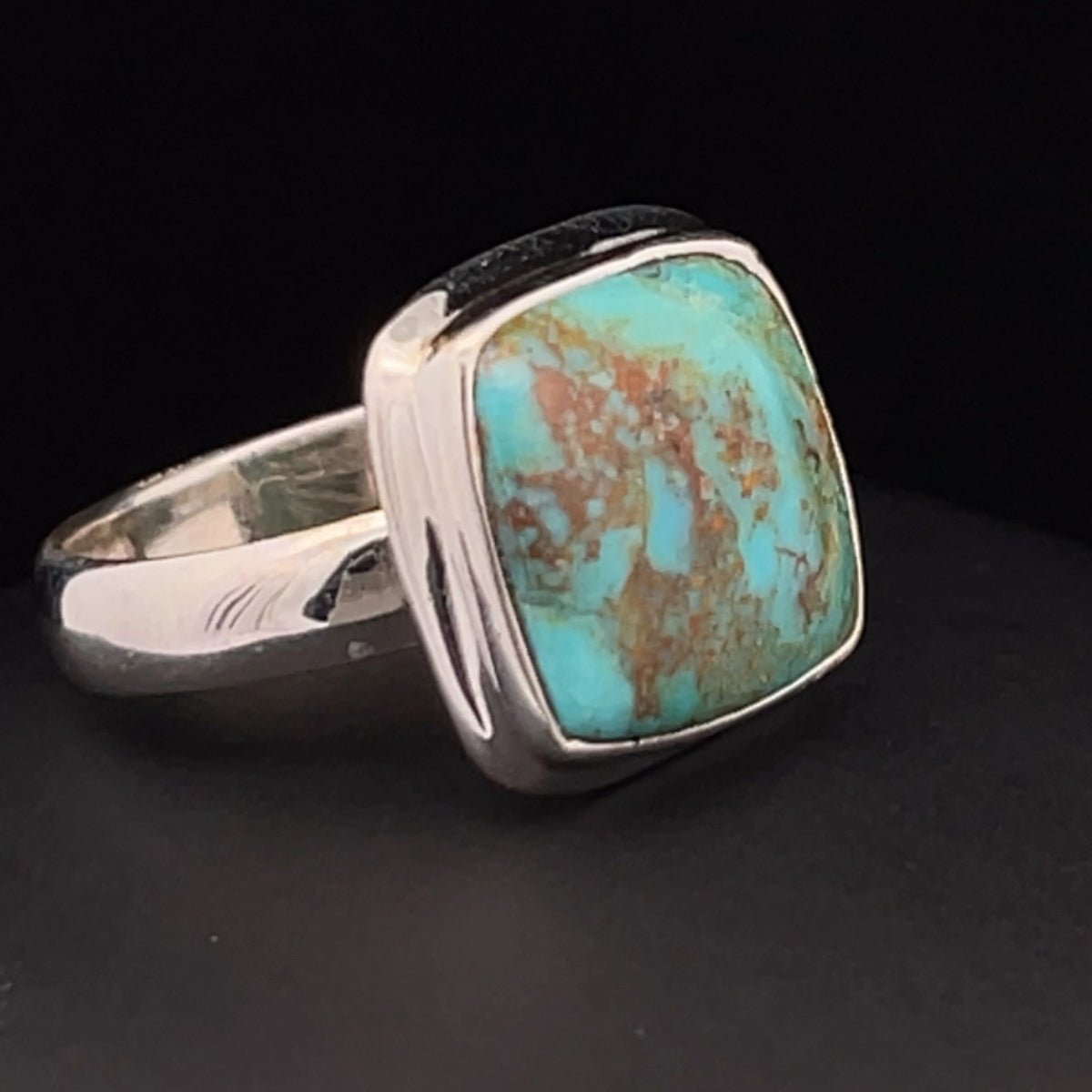 Sterling Silver Kingman Turquoise Ring Size 7