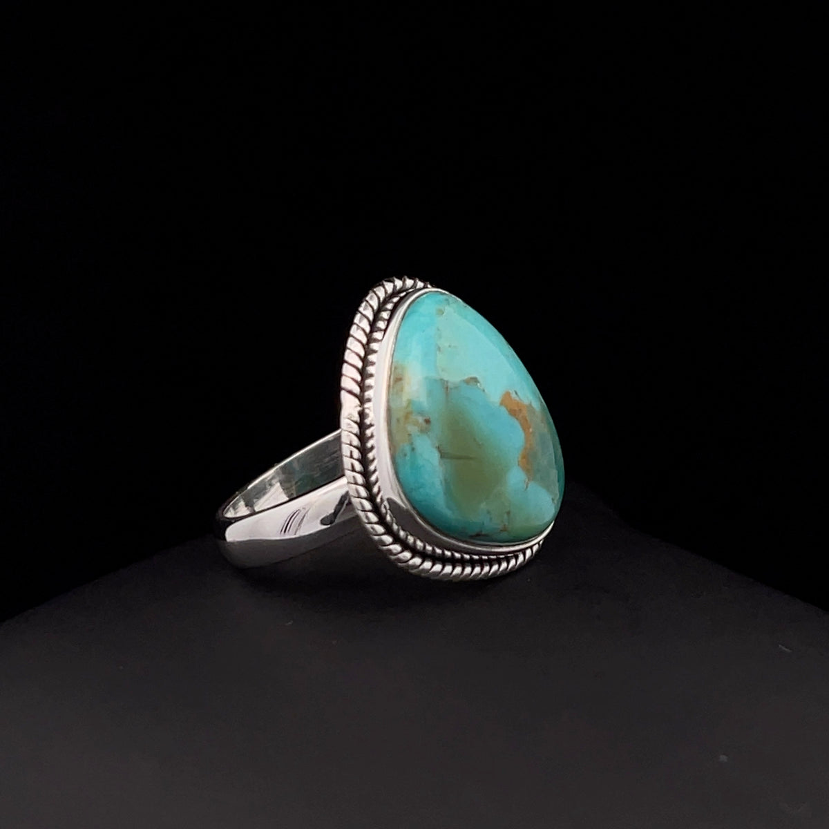 Sterling Silver Kingman Turquoise Ring Size 7