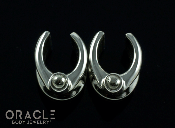 00g (9.5mm) White Brass Saddles with Black Pearls