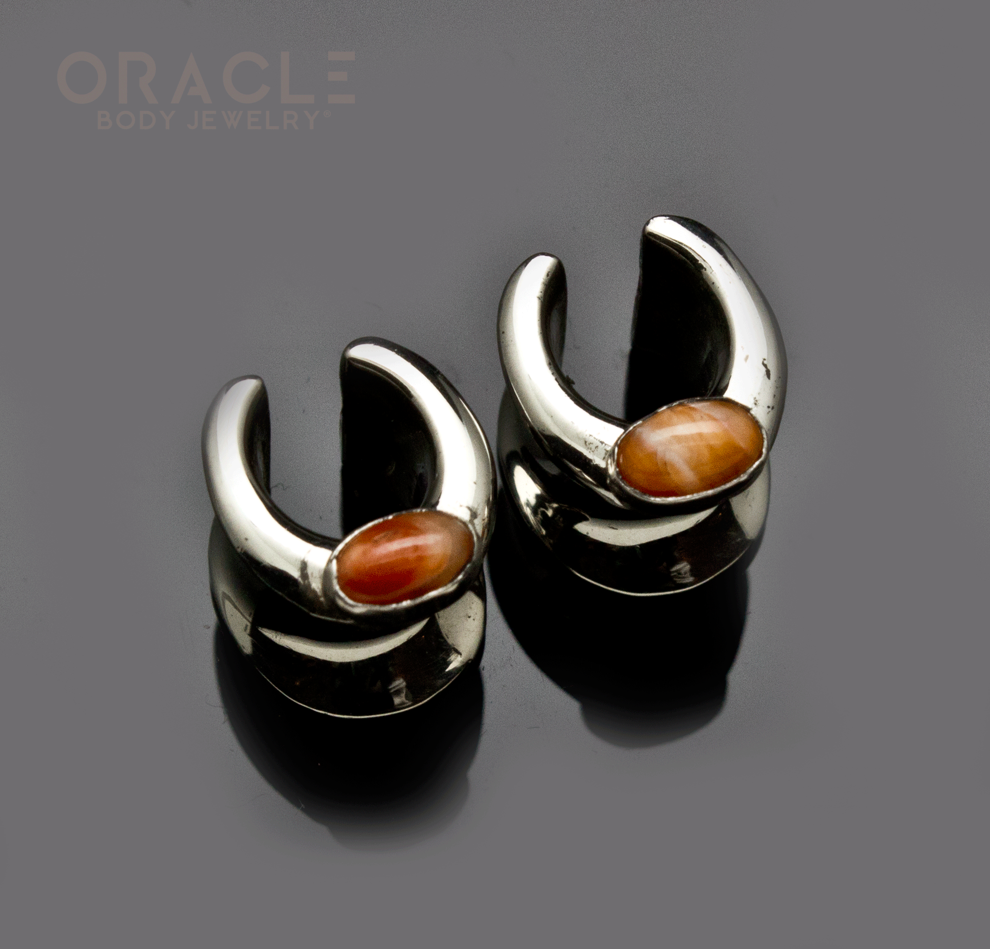 0g (8mm) White Brass Saddles with Spiny Oyster