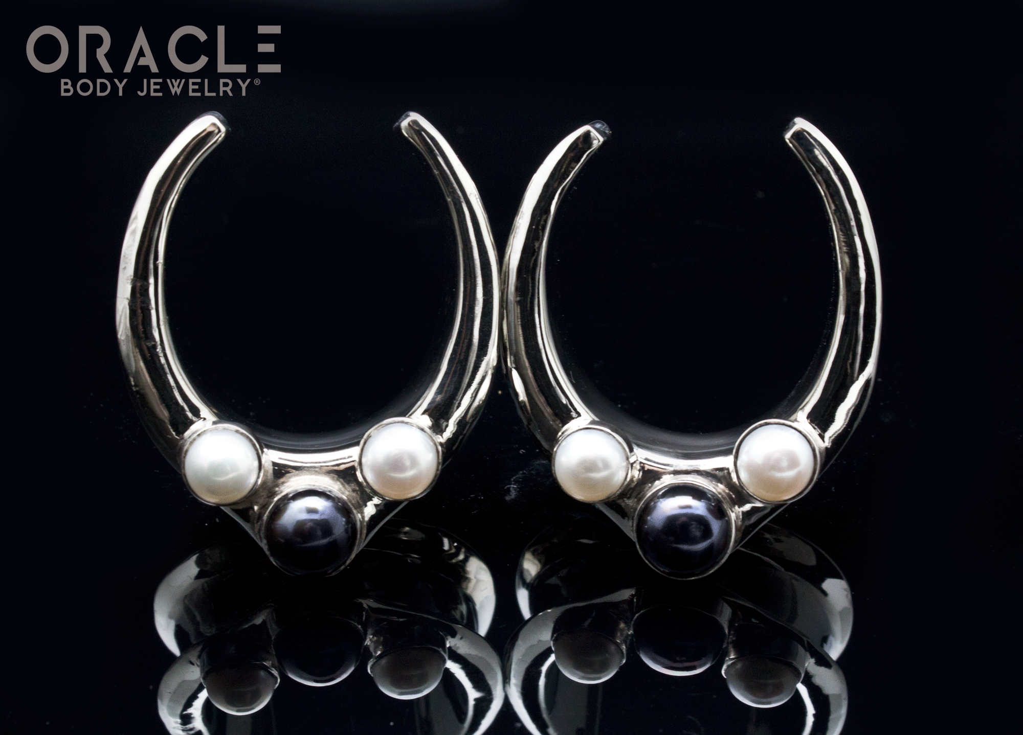 1-1/4" (32mm) White Brass Saddles with Black and White Pearls