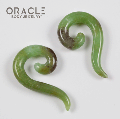 2g Chrysoprase Tail Spirals