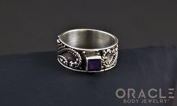 Sterling Silver ring with Amethyst Size 9