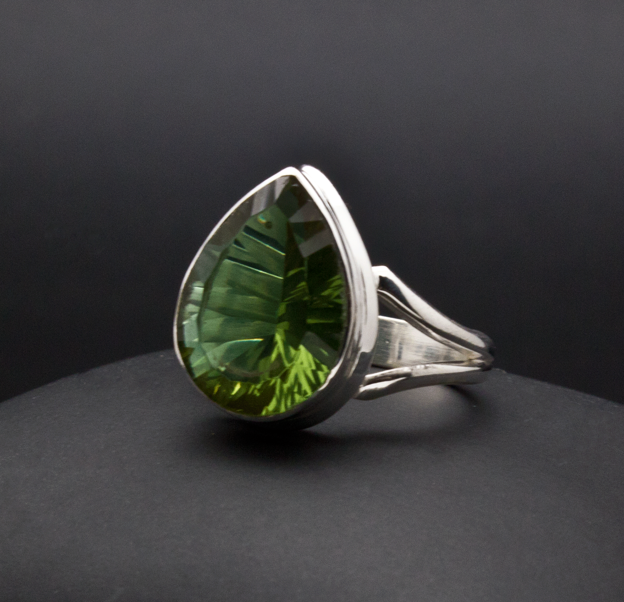 Sterling Silver Color Changing Alexandrite Ring Size 7