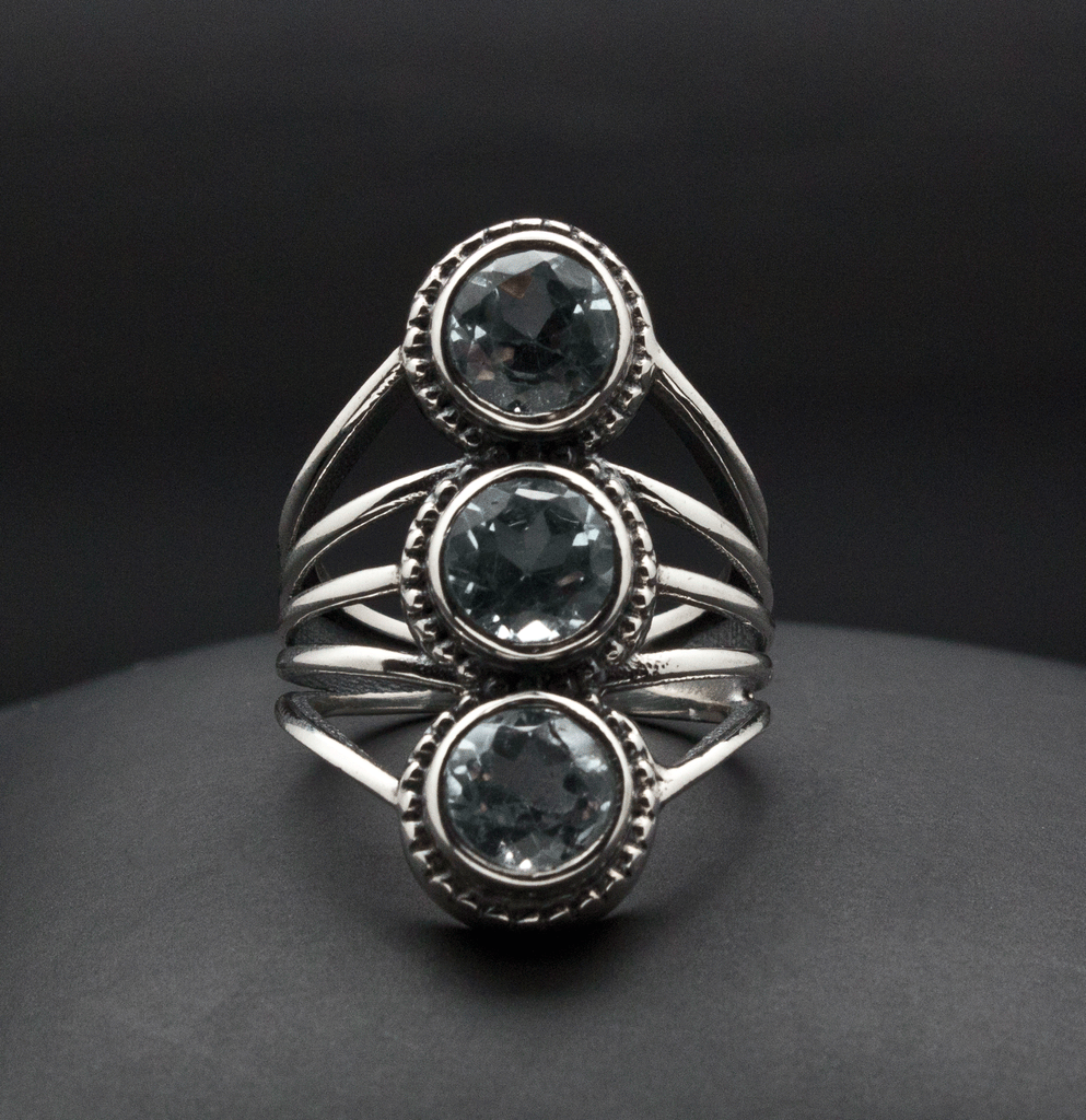 Sterling Silver Blue Topaz Ornate Ring Size 5.5