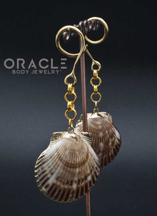 Crossover With Gold Plated Scallop Shells