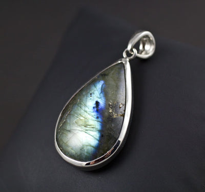 Steel Labradorite Pendant
