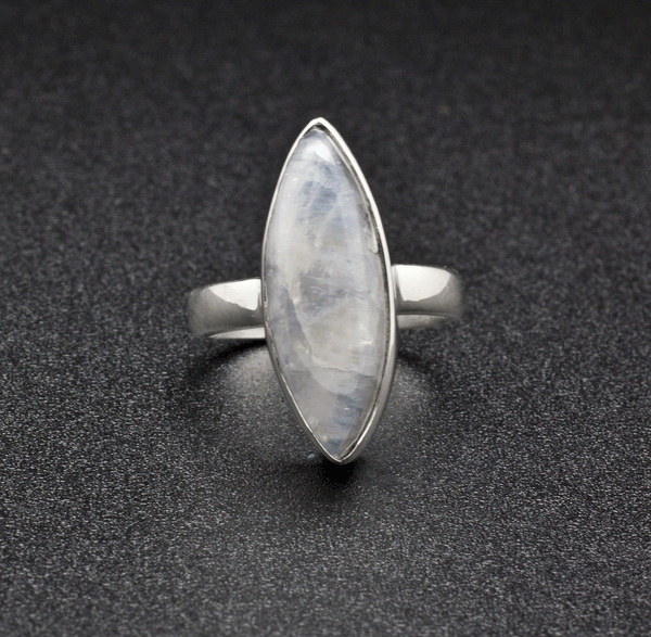 Sterling Silver Moonstone Ring Size 6