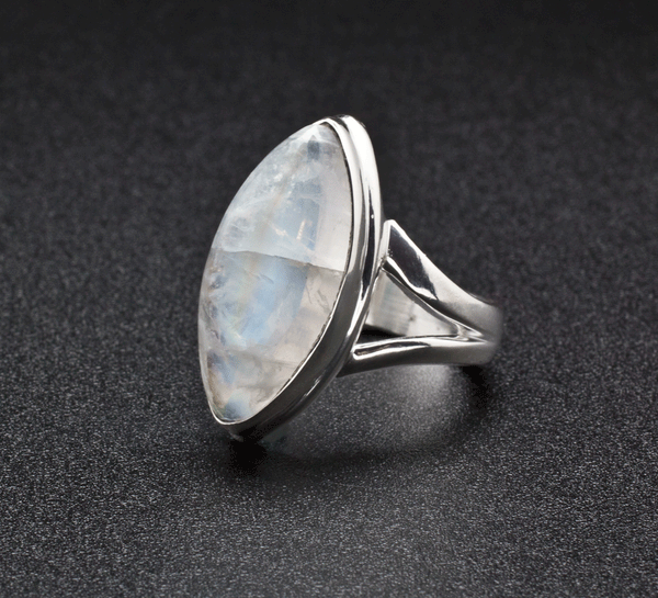 Sterling Silver Moonstone Ring Size 6