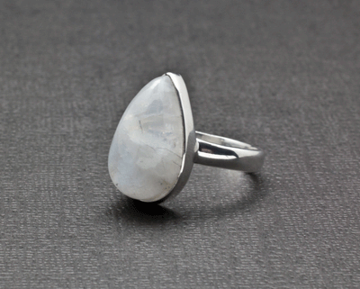 Sterling Silver Moonstone Ring Size 6