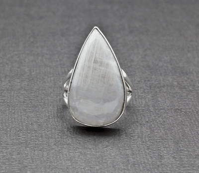 Sterling Silver Moonstone Ring Size 6