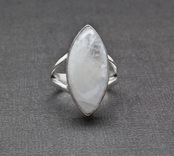 Sterling Silver Moonstone Ring Size 6