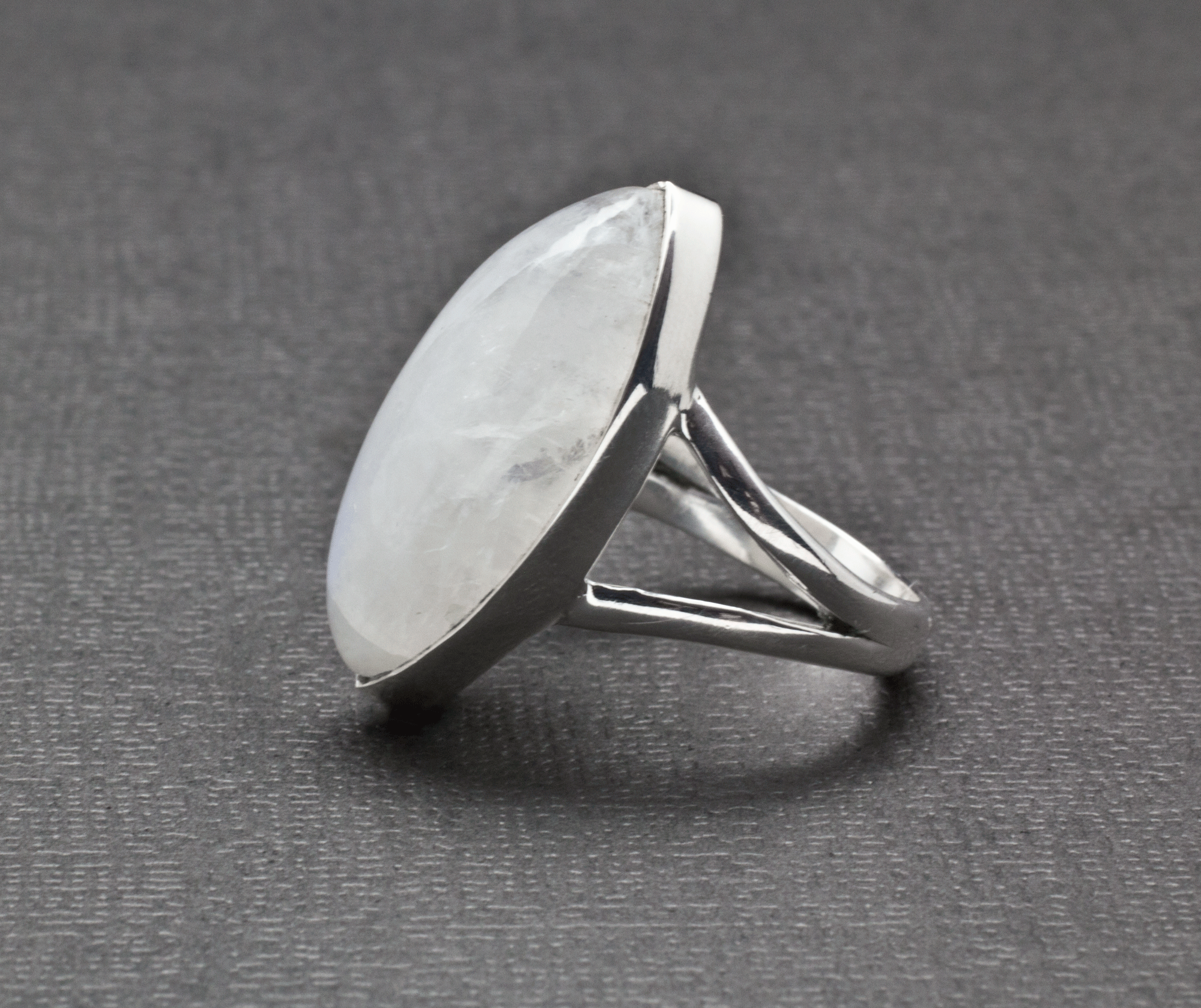Sterling Silver Moonstone Ring Size 6
