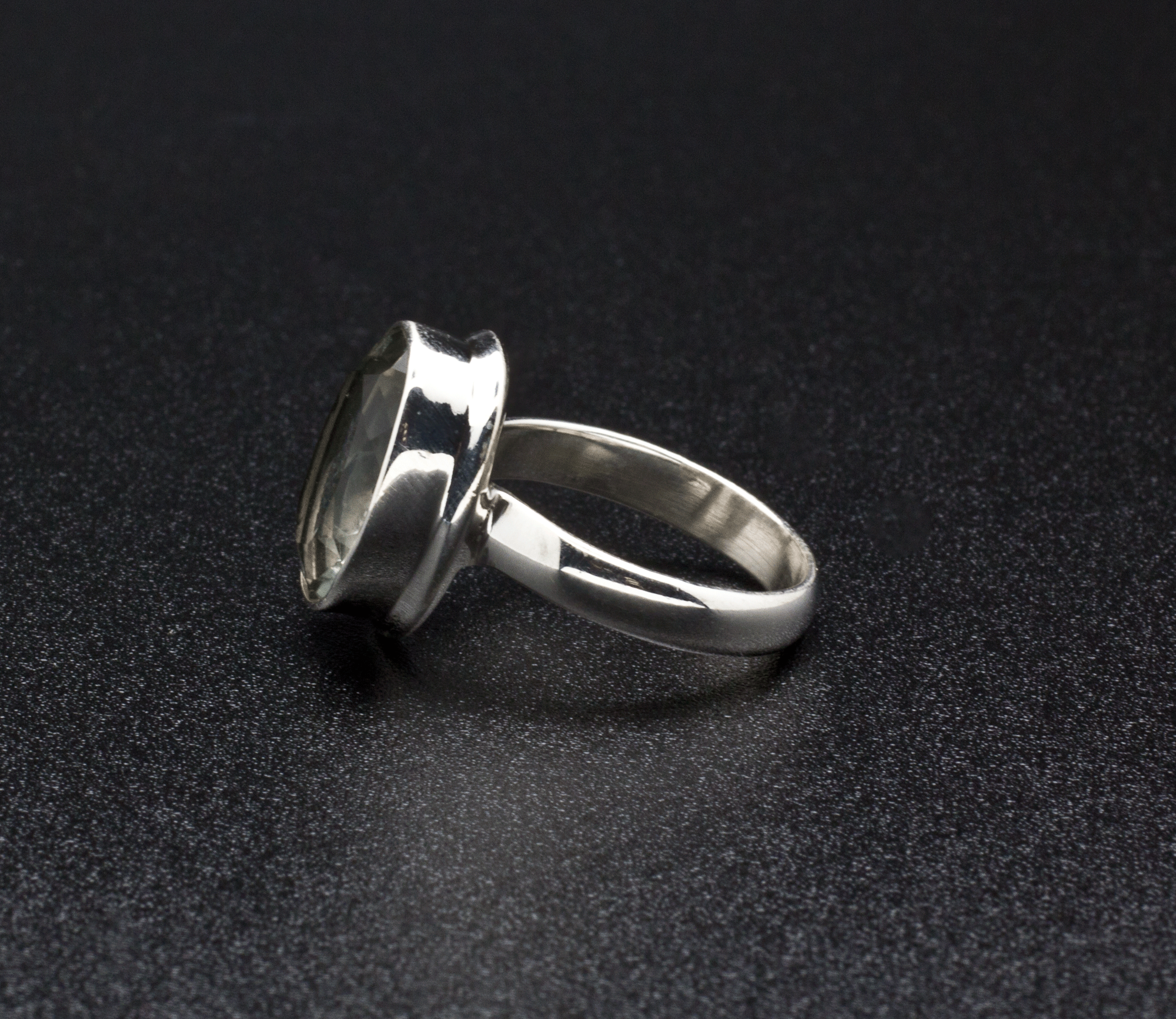 Sterling Silver Green Amethyst Ring Size 7