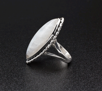 Sterling Silver Moonstone Ring Size 7