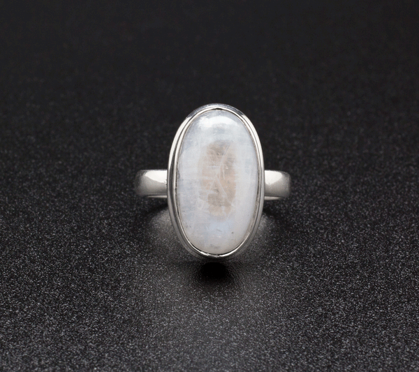 Sterling Silver Moonstone Ring Size 7