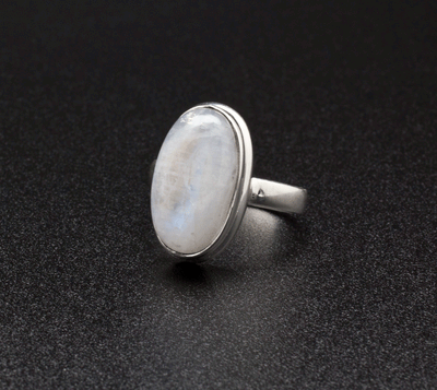 Sterling Silver Moonstone Ring Size 7