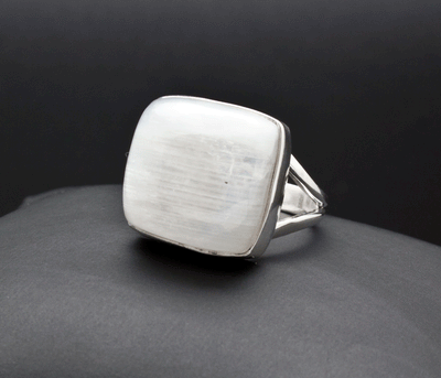 Sterling Silver Moonstone Ring Size 7