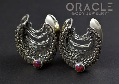 3/4" (19mm) White Brass Saddles with Nugget Texture, Chains and Black Synthetic Opals