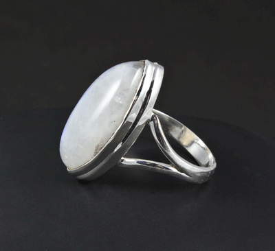 Sterling Silver Moonstone Ring Size 8