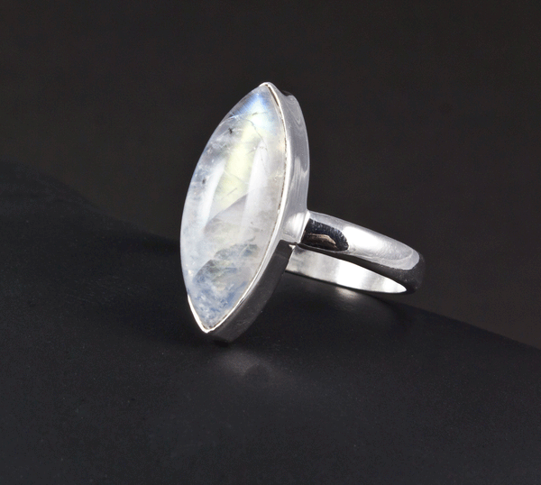 Sterling Silver Moonstone Ring Size 8