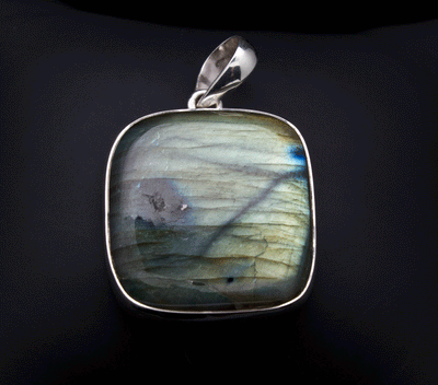 Sterling Silver Labradorite Pendant