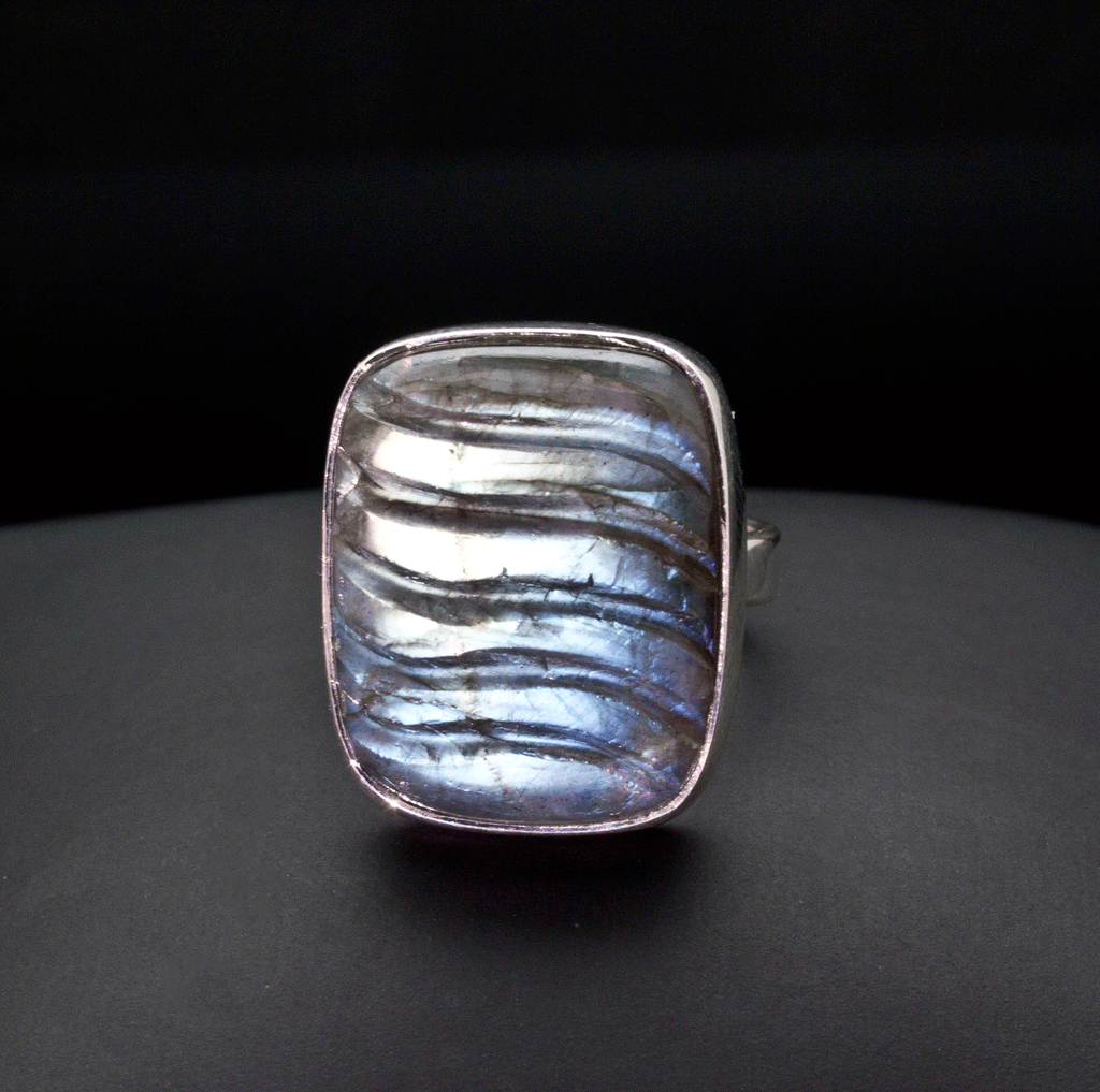 Sterling Silver Carved Labradorite Ring Size 6