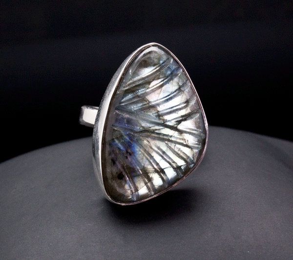 Sterling Silver Carved Labradorite Ring Size 8