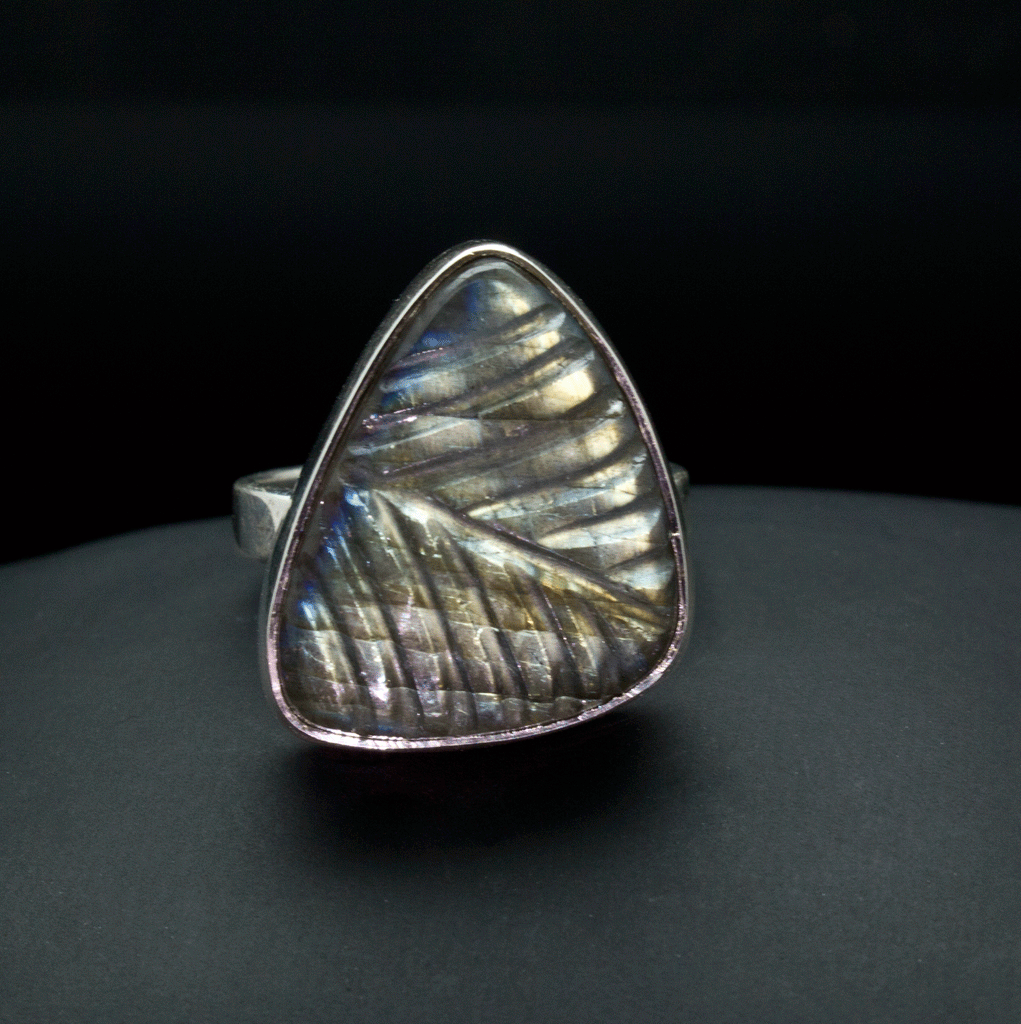 Sterling Silver Carved Labradorite Ring Size 8