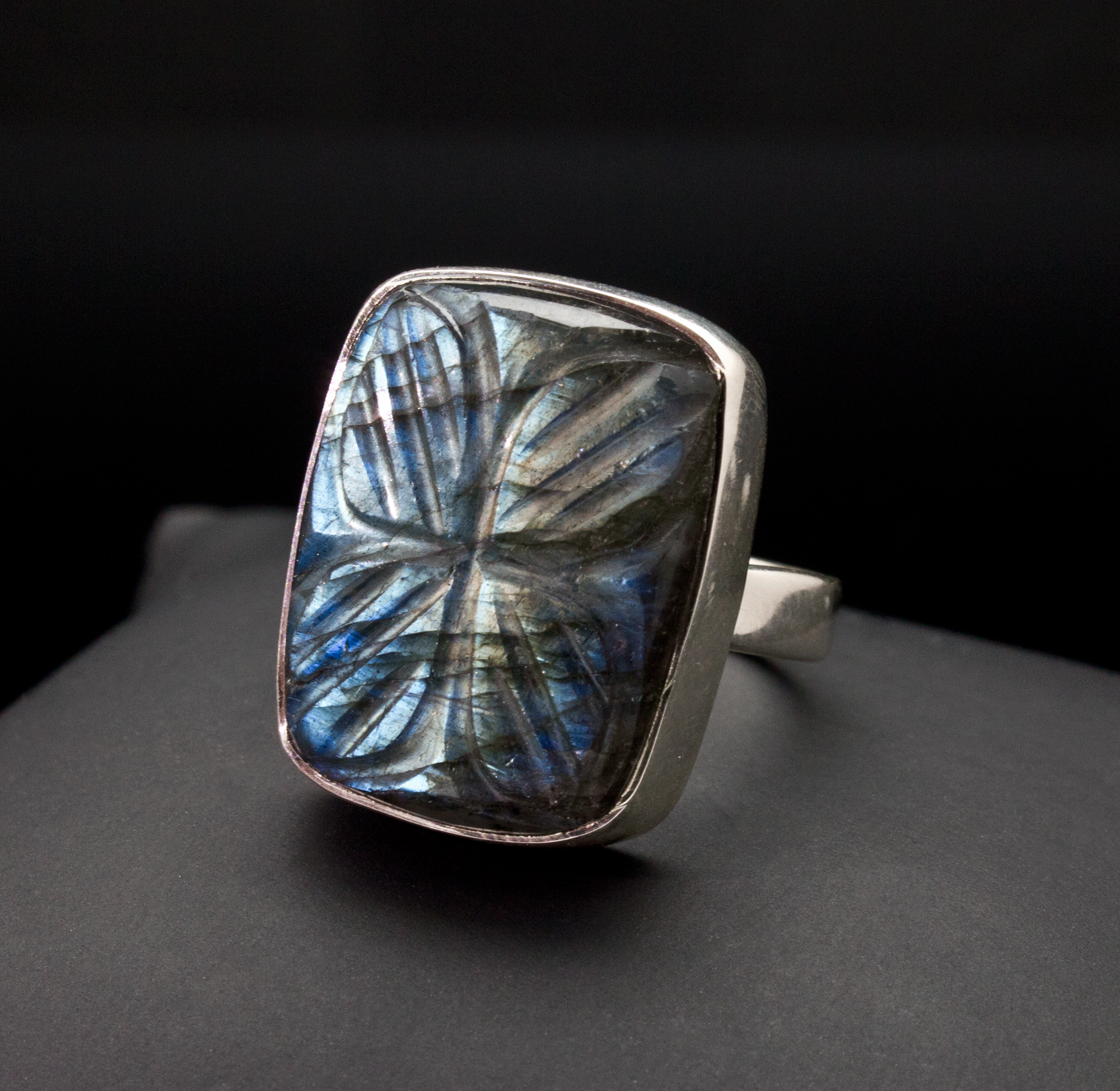 Sterling Silver Carved Labradorite Ring Size 7