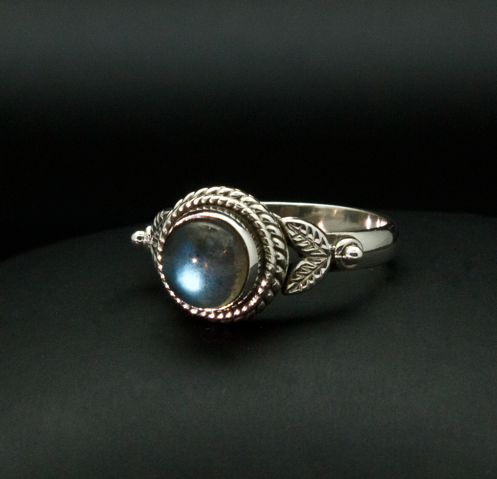 Sterling Silver Labradorite Ring Size 7