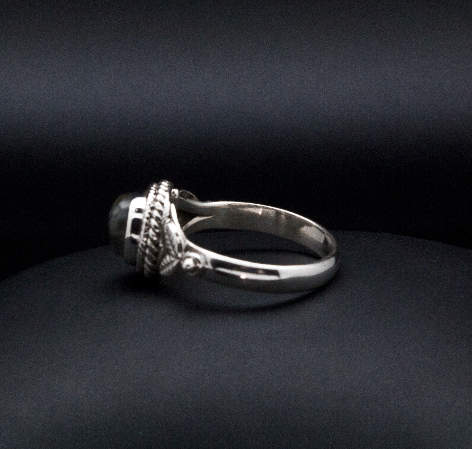 Sterling Silver Labradorite Ring Size 7