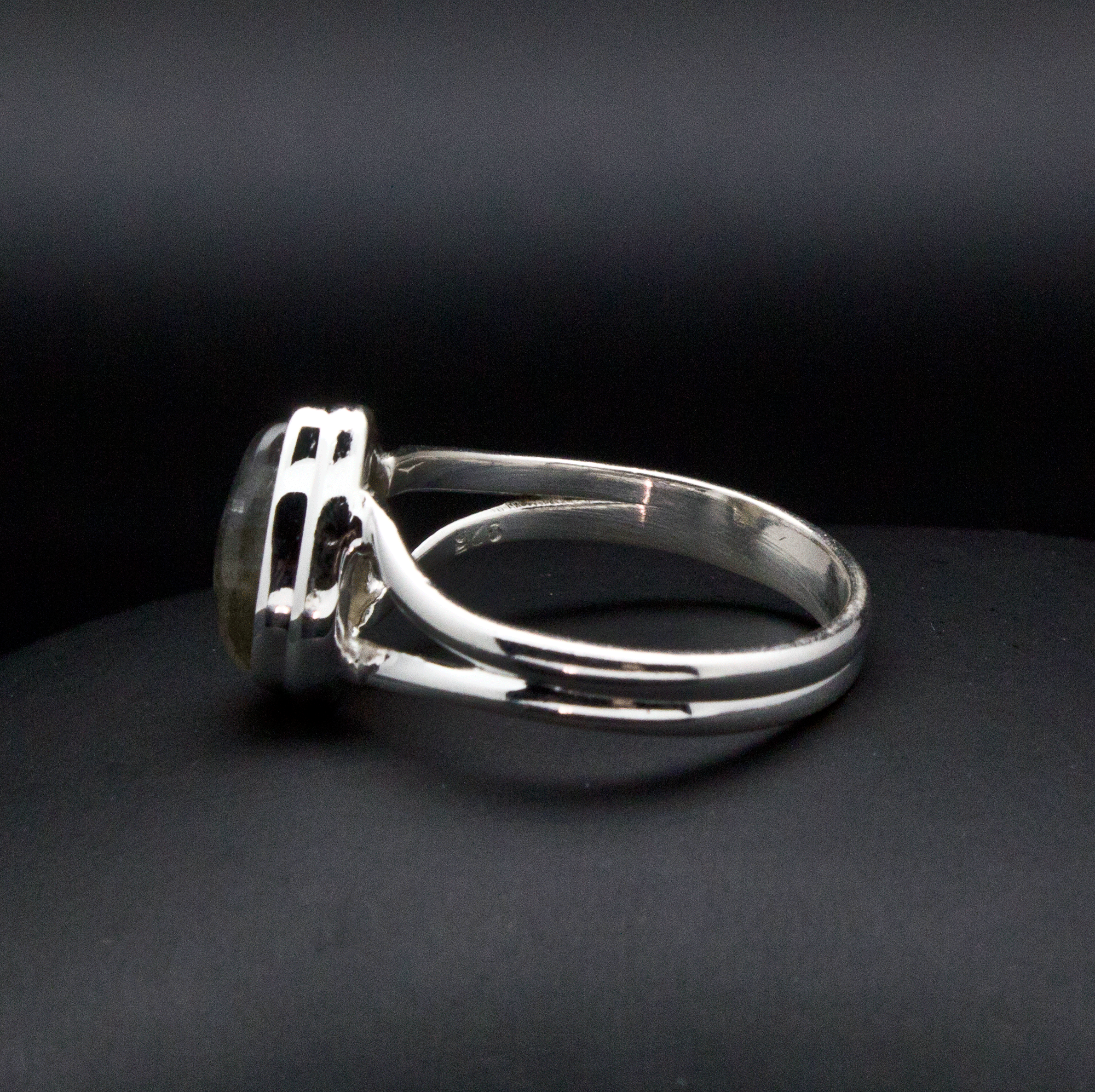 Sterling Silver Labradorite Ring Size 7