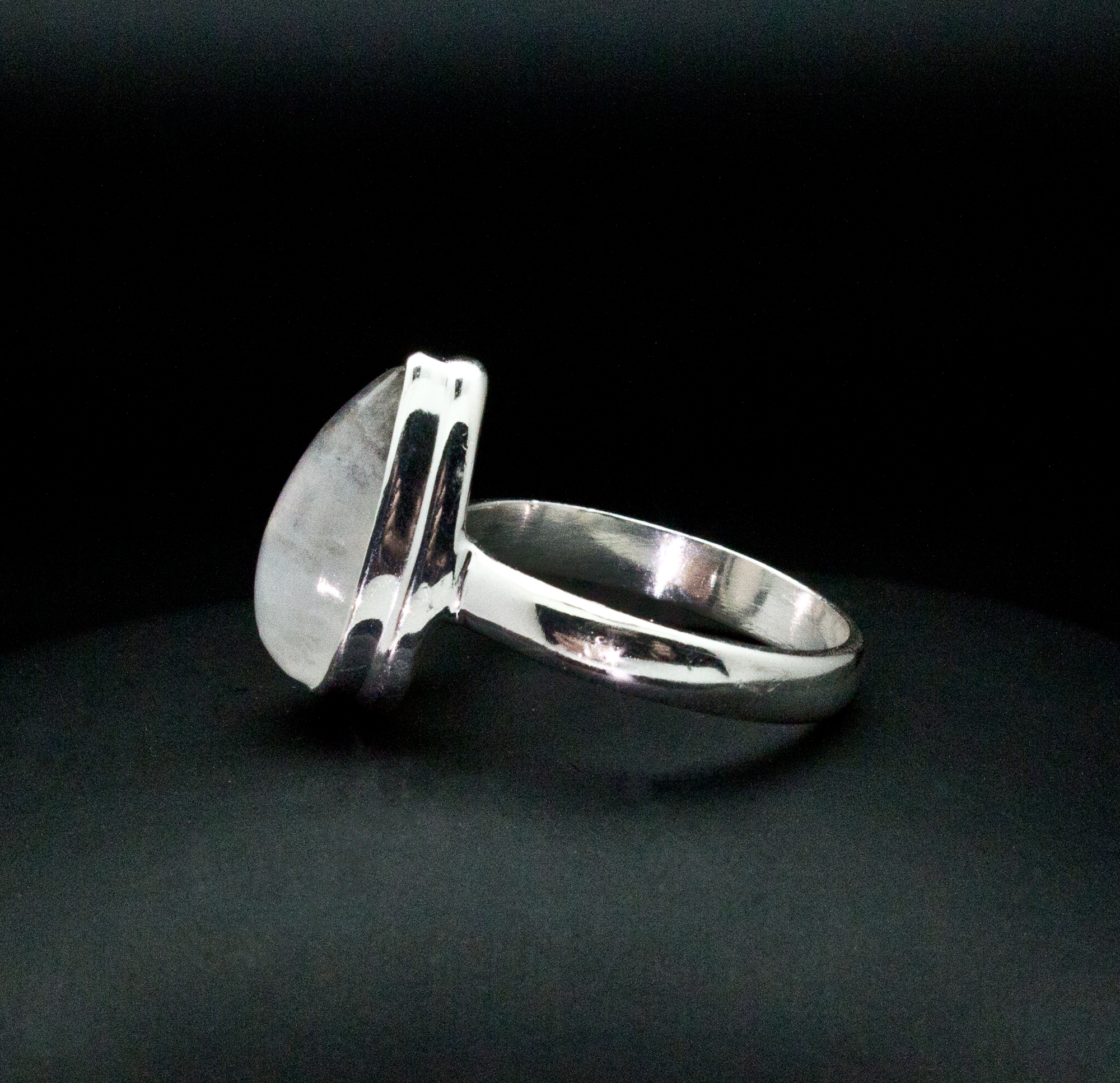 Sterling Silver Moonstone Ring Size 6.5