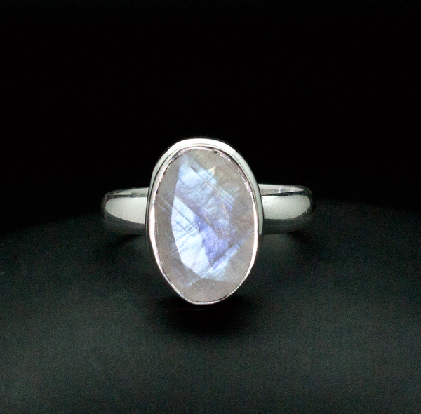 Sterling Silver Moonstone Ring Size 8